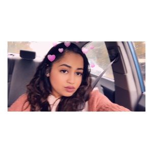 Meet your Posher, Emely